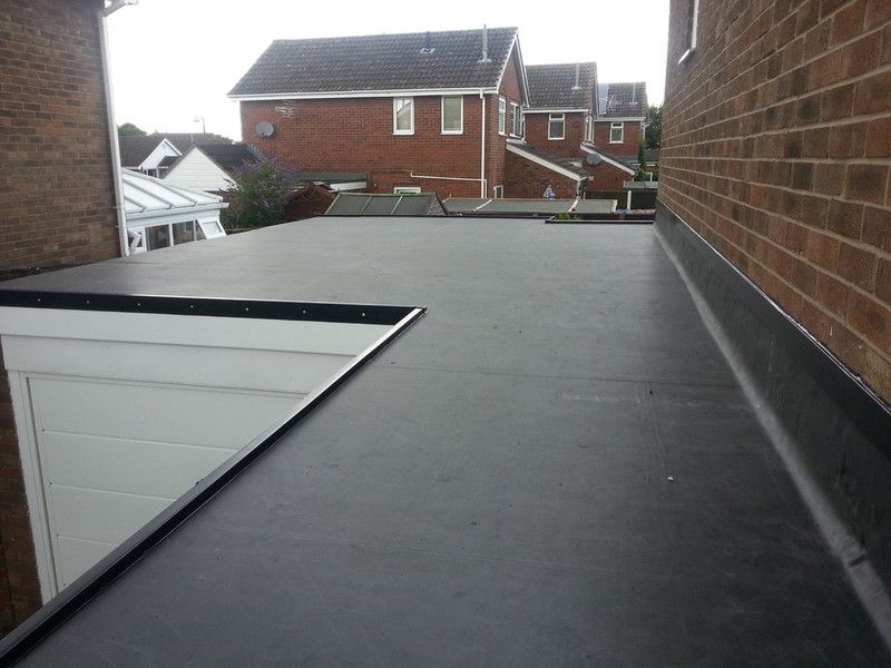 Flat Rubber Roofing