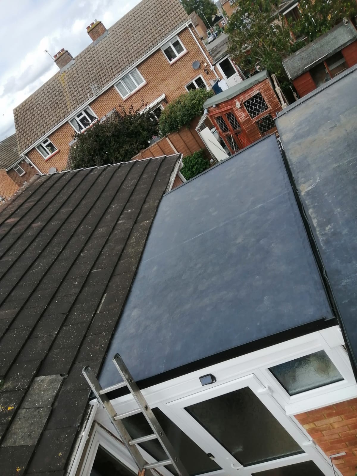 roof cleaning cambridge